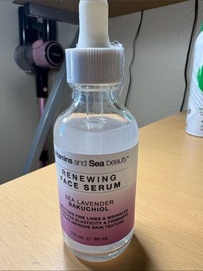 Sea Beauty Renewing Face Serum - Sea Lavender Bakuchiol (White & Lavender)